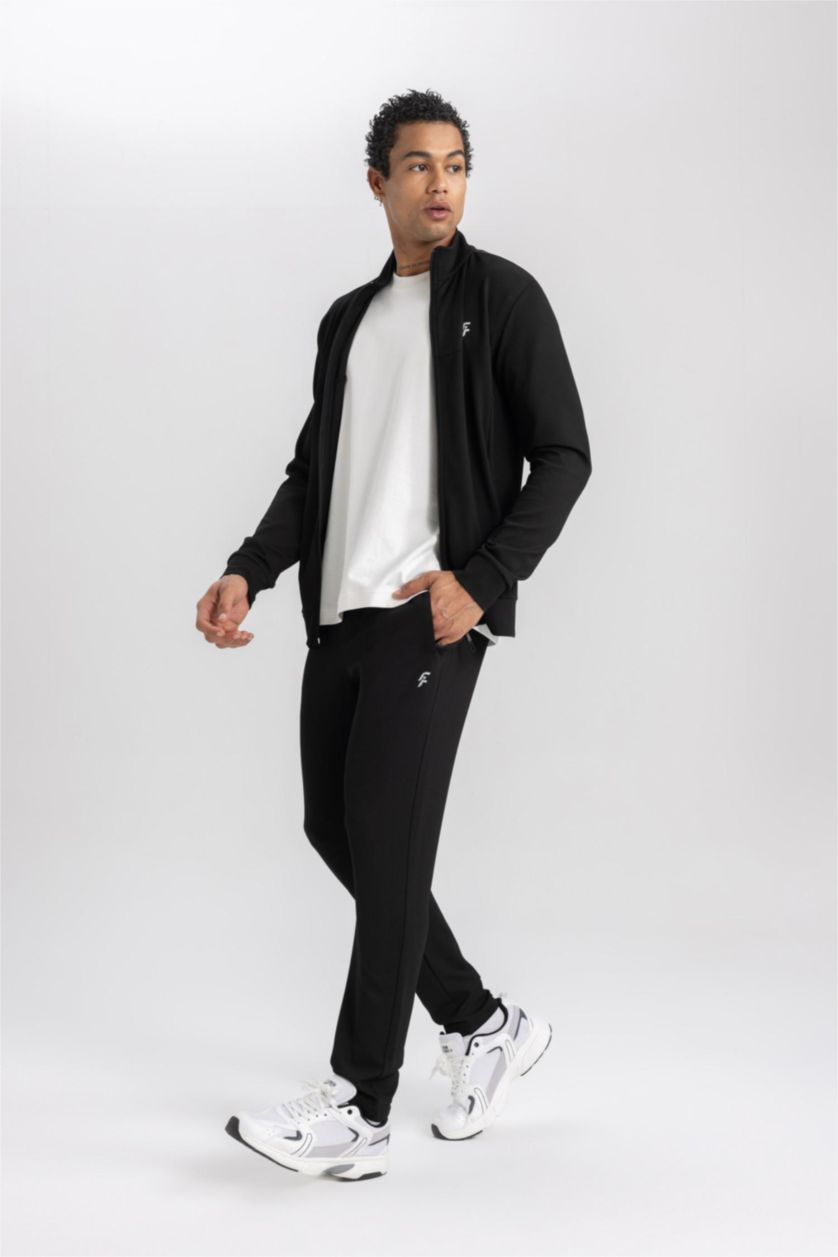 Man Black Standard Fit Pique Jogger