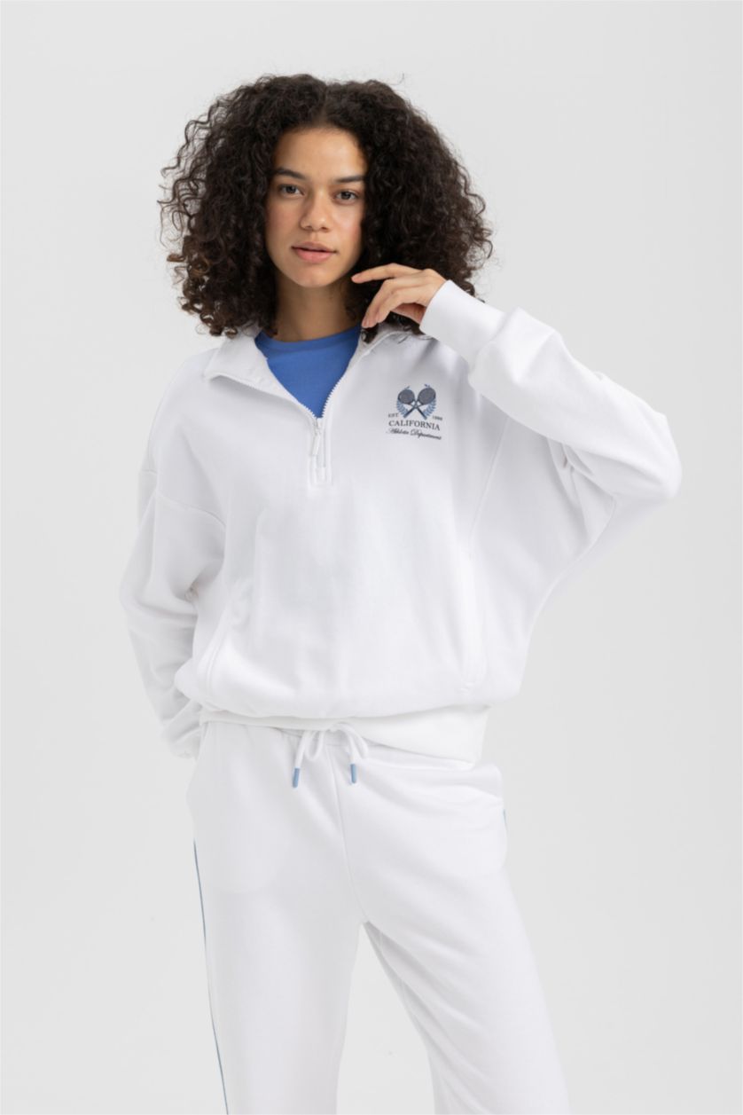 Woman White DeFactoFit Oversize Fit Stand-up Collar Sports Sweatshirt