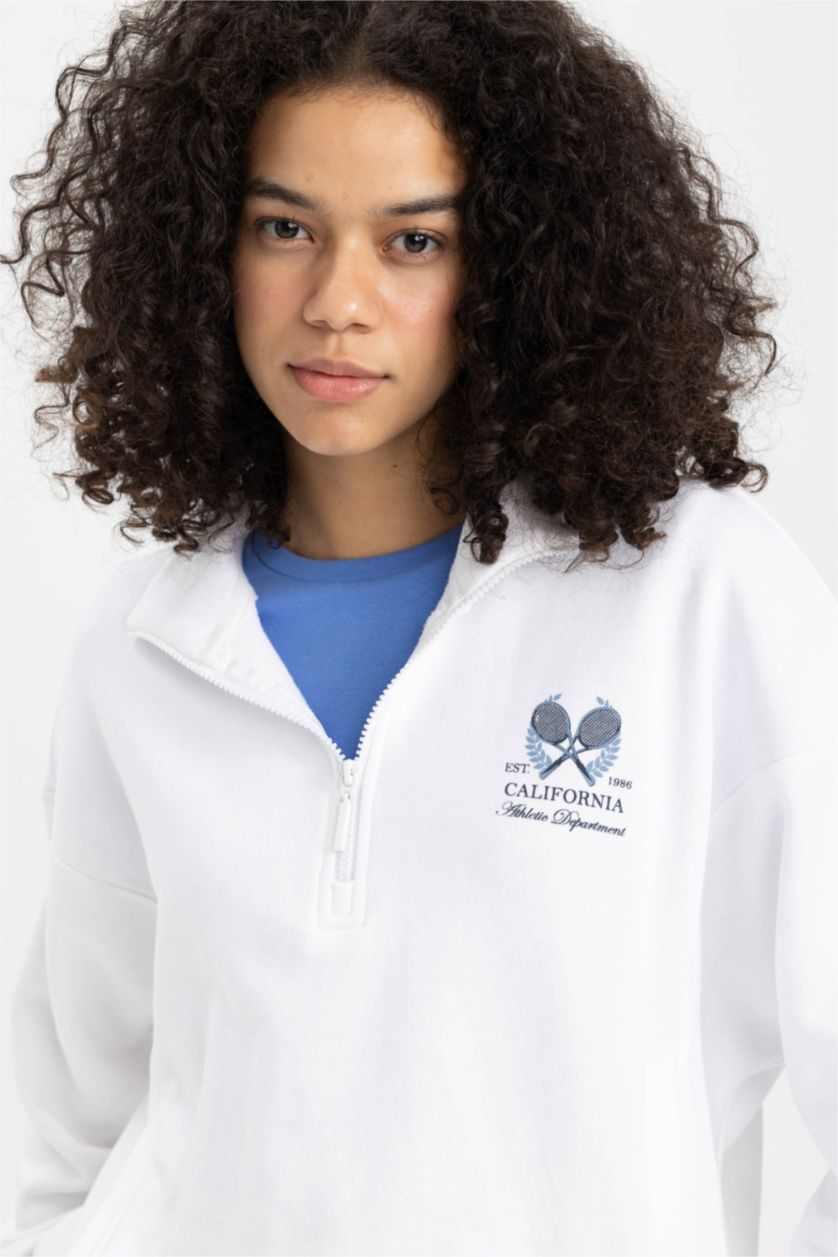 Woman White DeFactoFit Oversize Fit Stand-up Collar Sports Sweatshirt