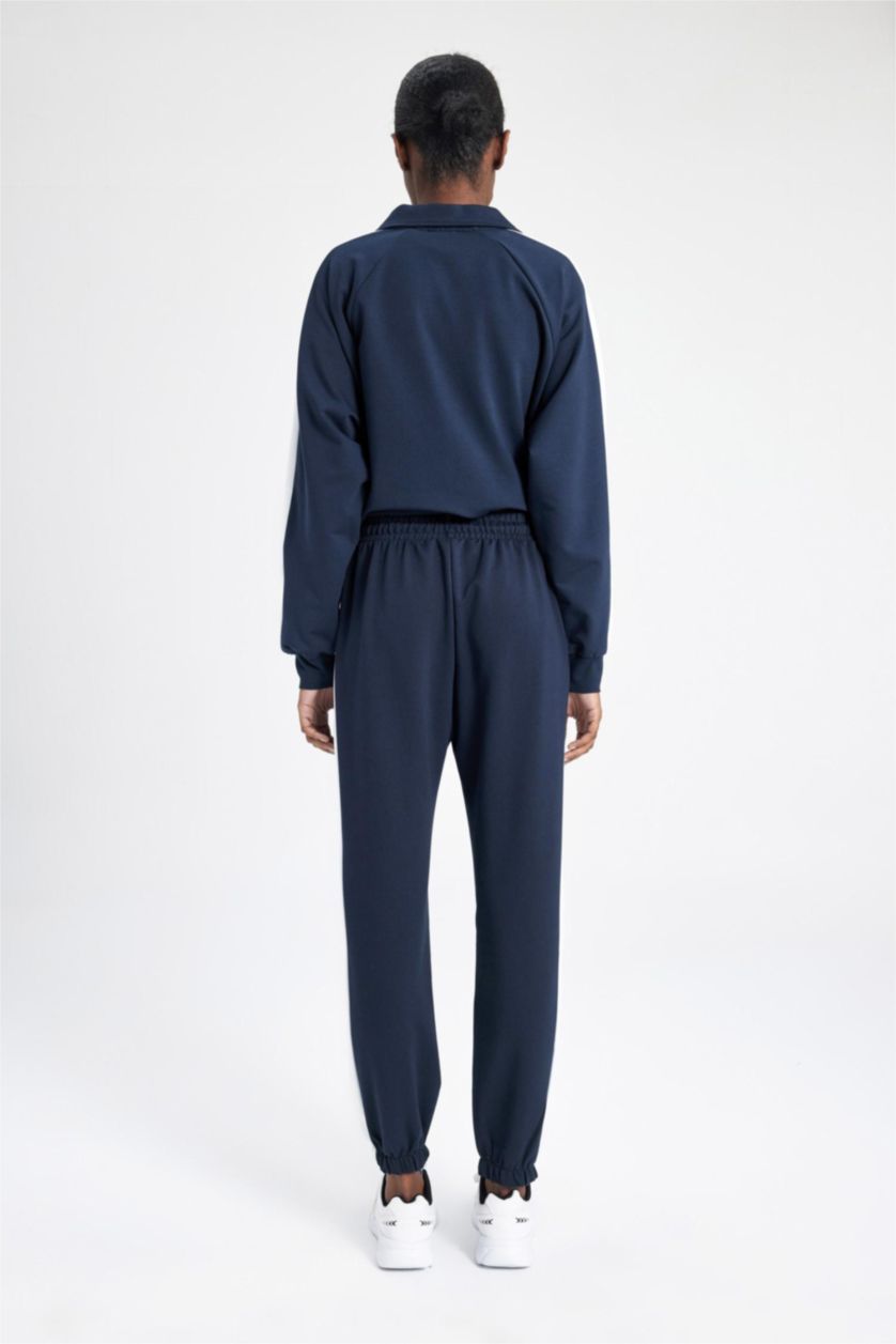 Kadın Lacivert Standart Fit Çift Cepli Jogger Eşofman Altı