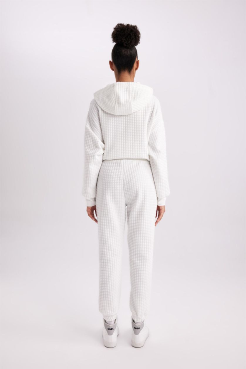 WOMAN White DeFactoFit Standard Fit Jogger Quilted Sweatpants