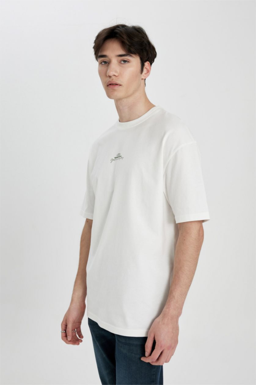 Man Ecru Comfort Fit Printed Short Sleeve T-Shirt