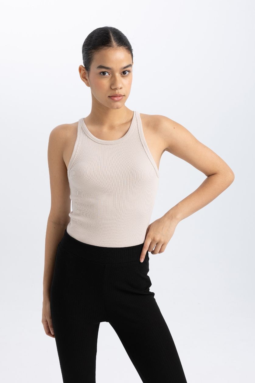 Kadın Kum Slim Fit Dar Kesim Bisiklet Yaka Sporcu Atlet