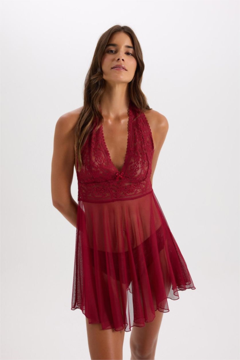 FEMME Bordeaux Robe Coupe Régulière à col en V Et Bretelles en dentelle de Fall In Love