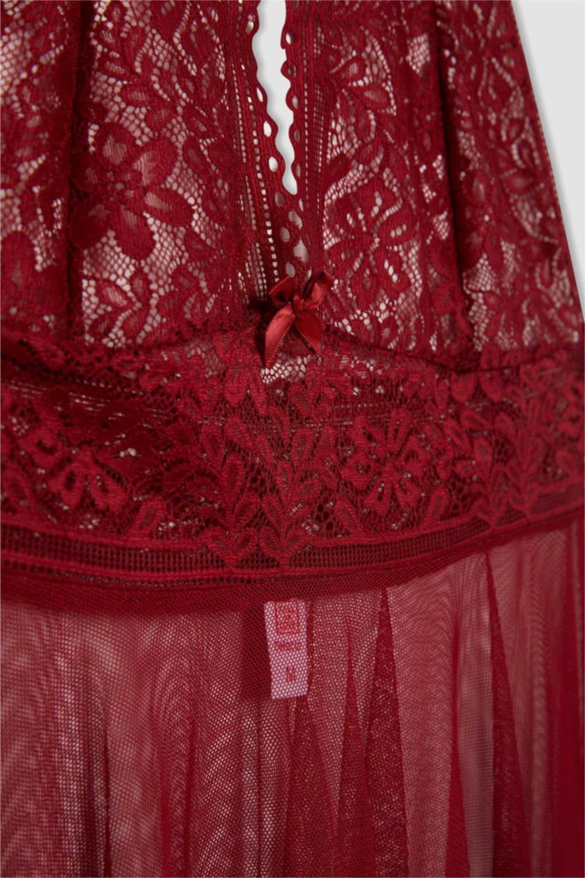 FEMME Bordeaux Robe Coupe Régulière à col en V Et Bretelles en dentelle de Fall In Love