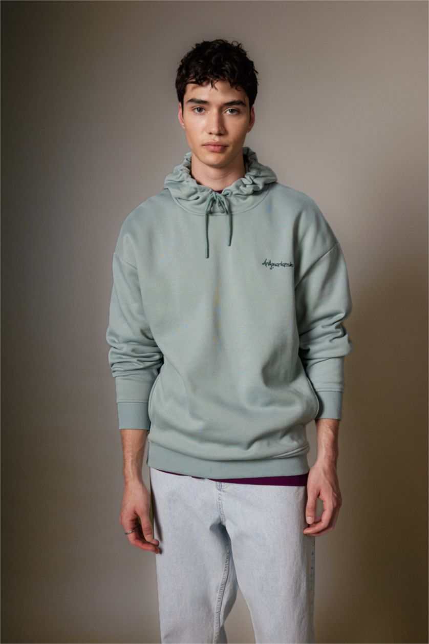 رجال رمادي فاتح سويت شيرت اوفر سايز قماش سميك بجيب