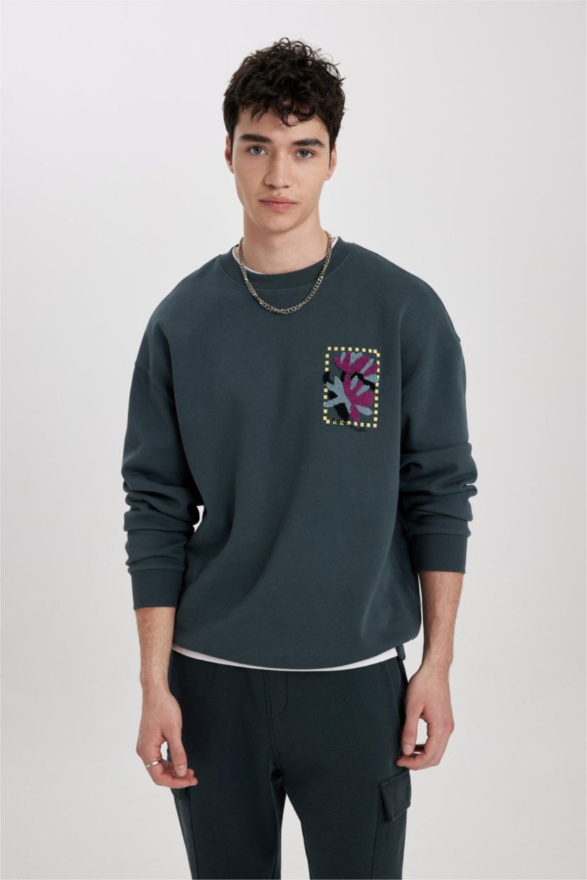 MAN Dark Green Comfort Fit Crew Neck Printed Premium Sweatshirt