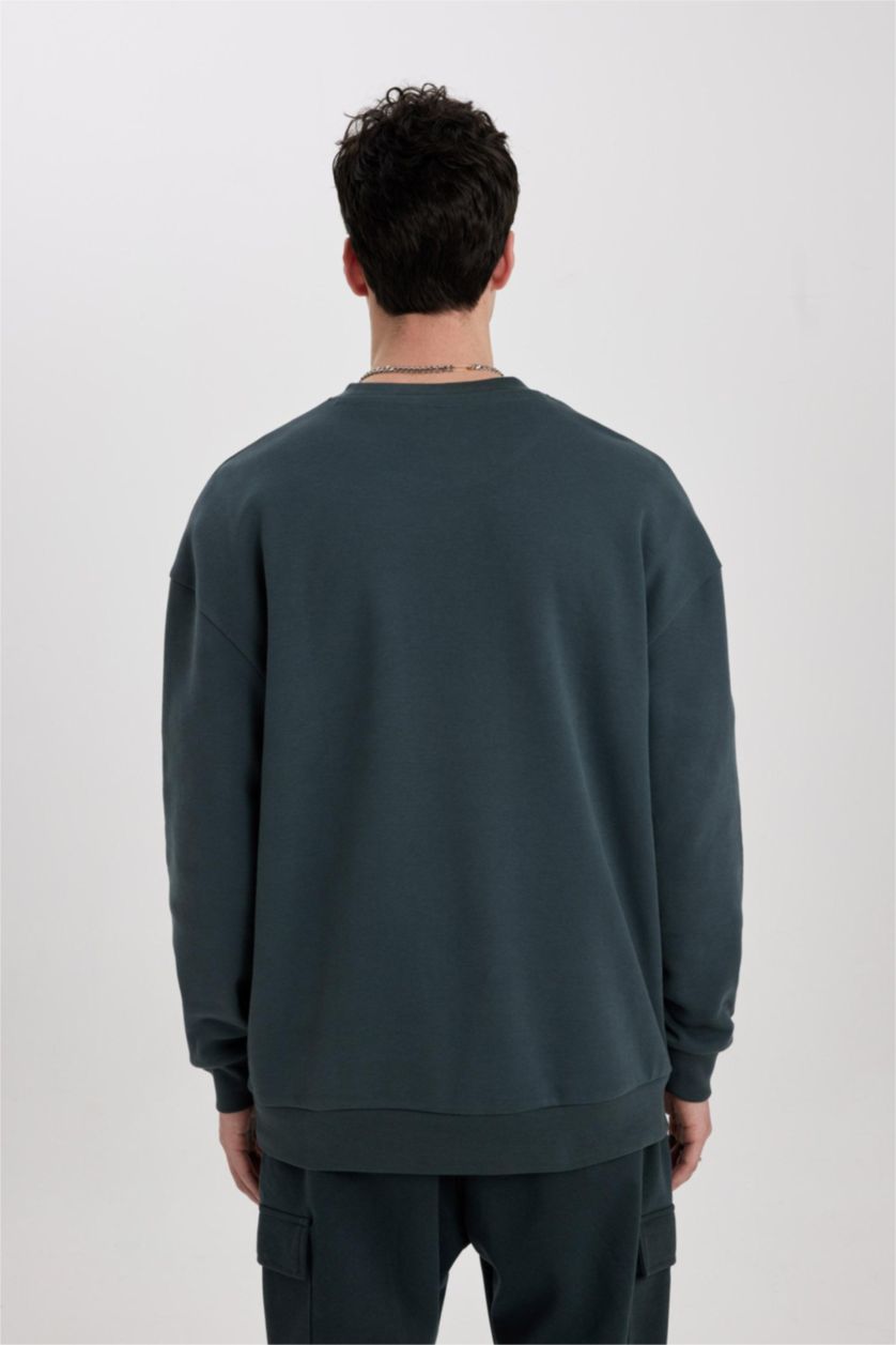 MAN Dark Green Comfort Fit Crew Neck Printed Premium Sweatshirt