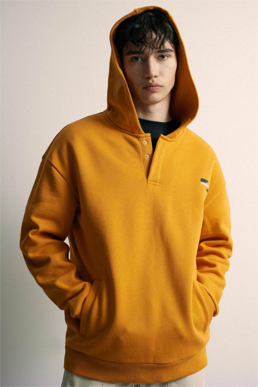MAN Orange Comfort Regular Fit Casual Pattern Hooded Printed Sweatshirt
