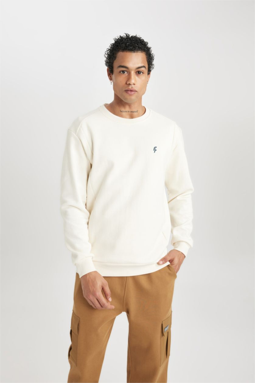 Men Ecru Standard Fit Sweatshirt