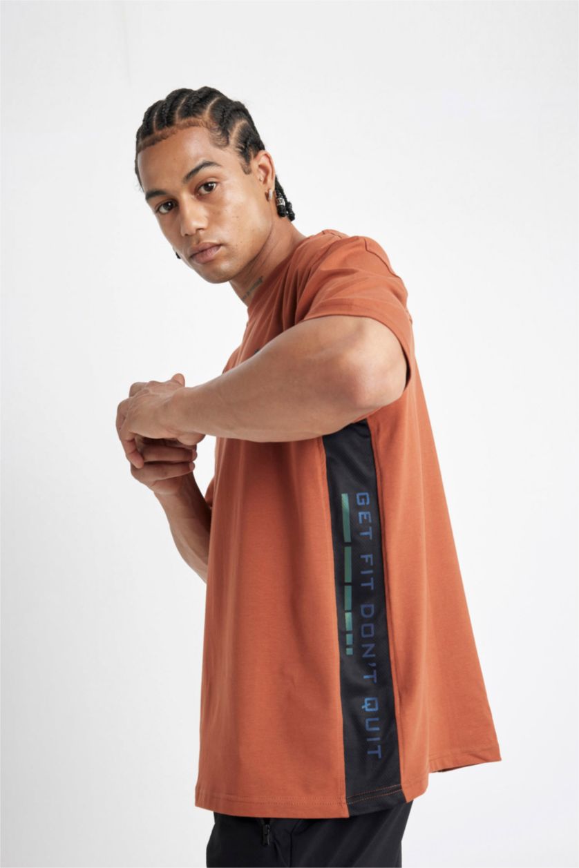 MAN Light Bordeaux Oversize Fit Printed Short Sleeve Sports T-Shirt