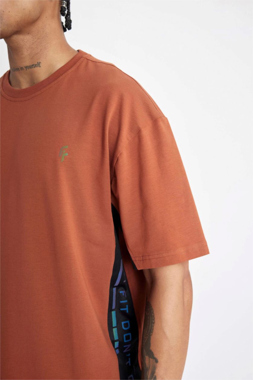 MAN Light Bordeaux Oversize Fit Printed Short Sleeve Sports T-Shirt