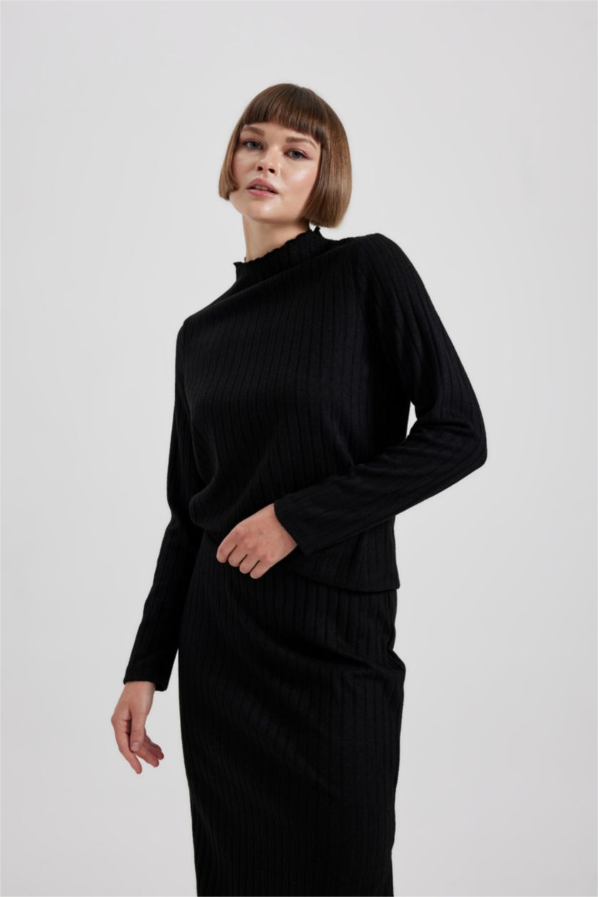 حريمي أسود بلوزة كم طويل سليم فيت هاف كول أسود