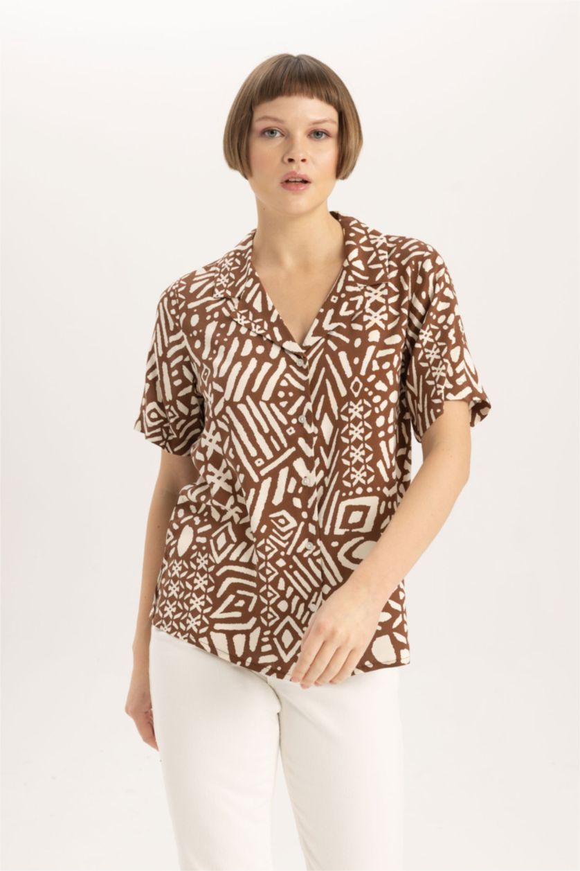 FEMME Marron Chemise Coupe Régulière Col Polo à Manches Courtes