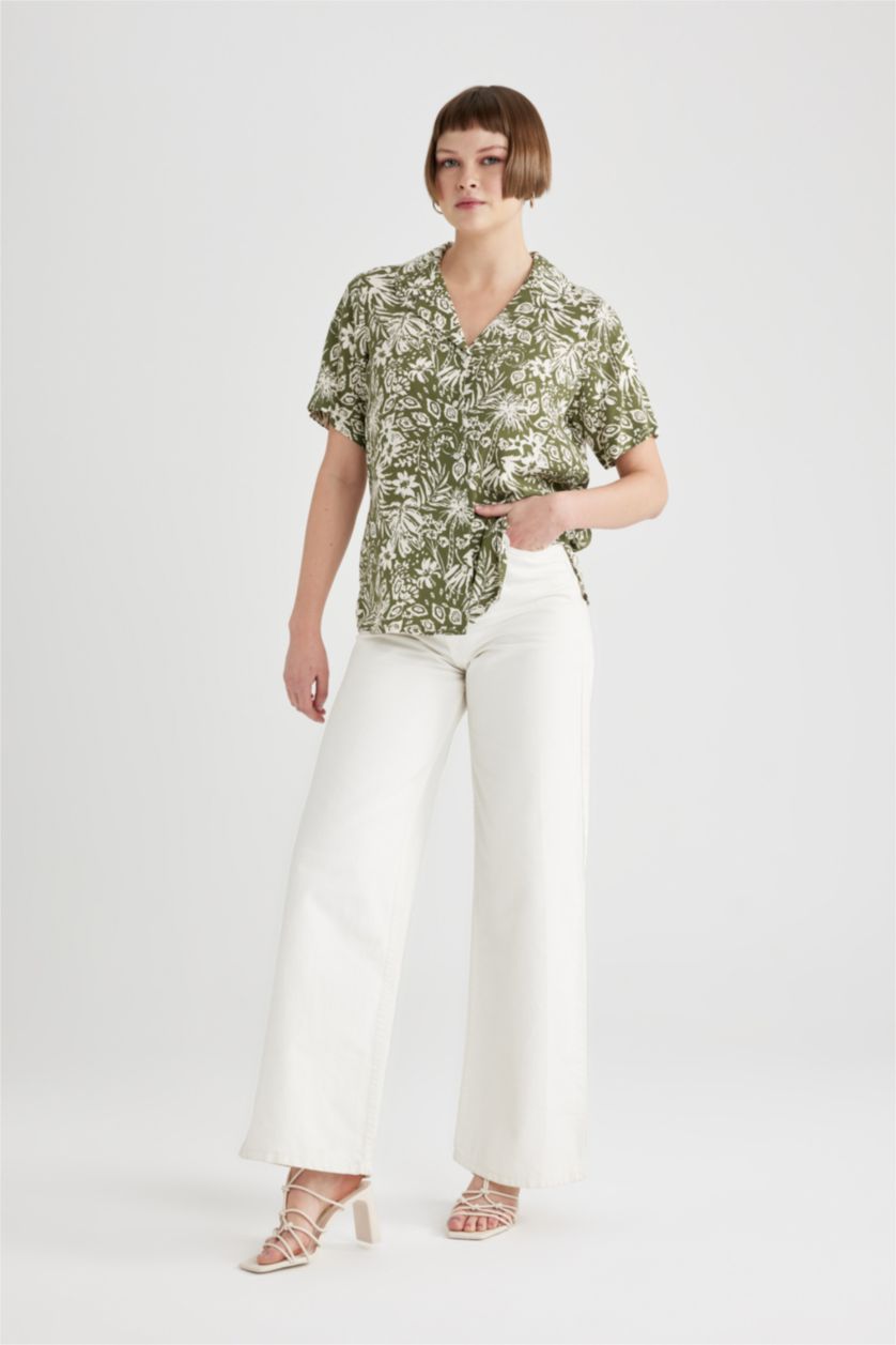 حريمي أخضر قميص بولو نص كم قصة عادية