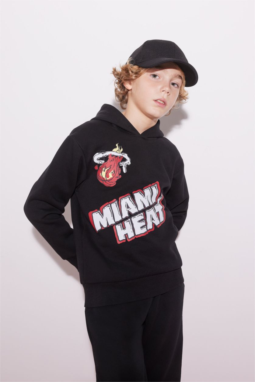 BOYS & TEENS Black Boy NBA Miami Heat Hooded Thick Sweatshirt