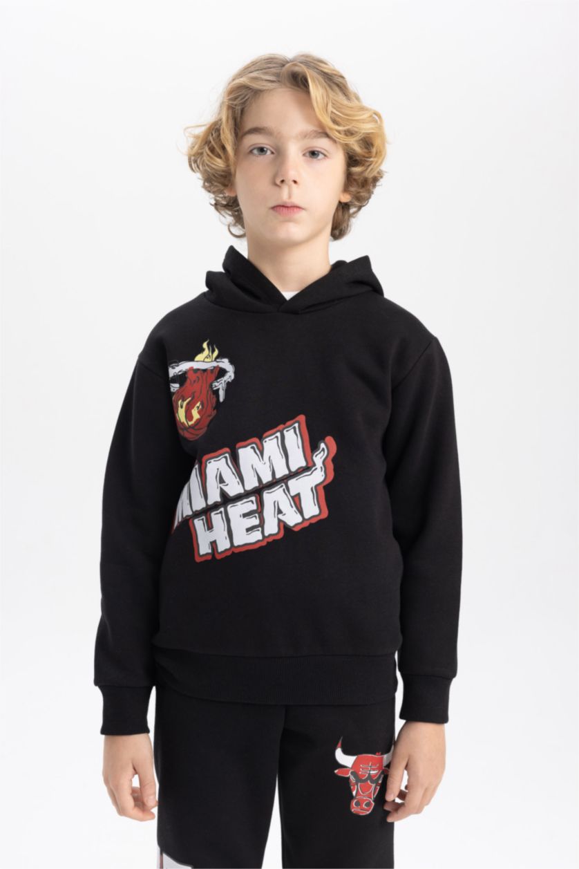 BOYS & TEENS Black Boy NBA Miami Heat Hooded Thick Sweatshirt