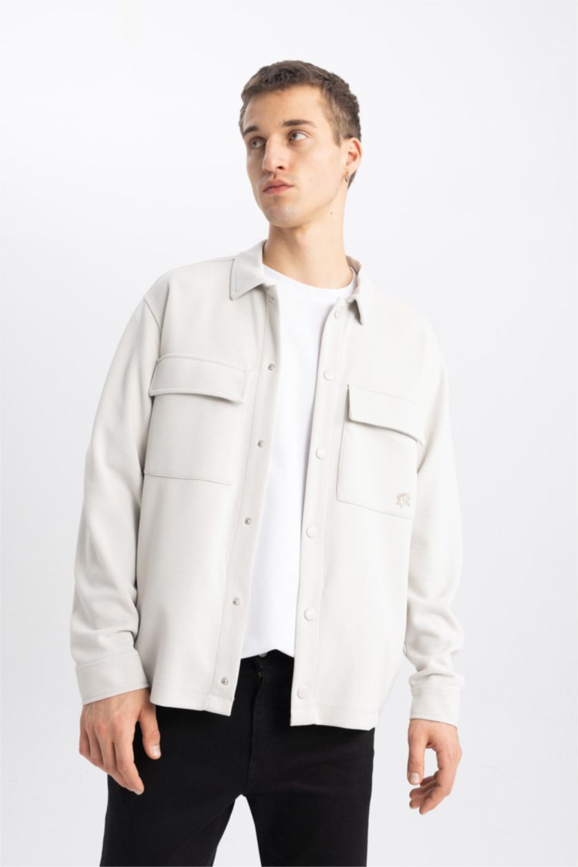 رجالي اللون الحجري قميص كم طويل محبوك قصة مريحة