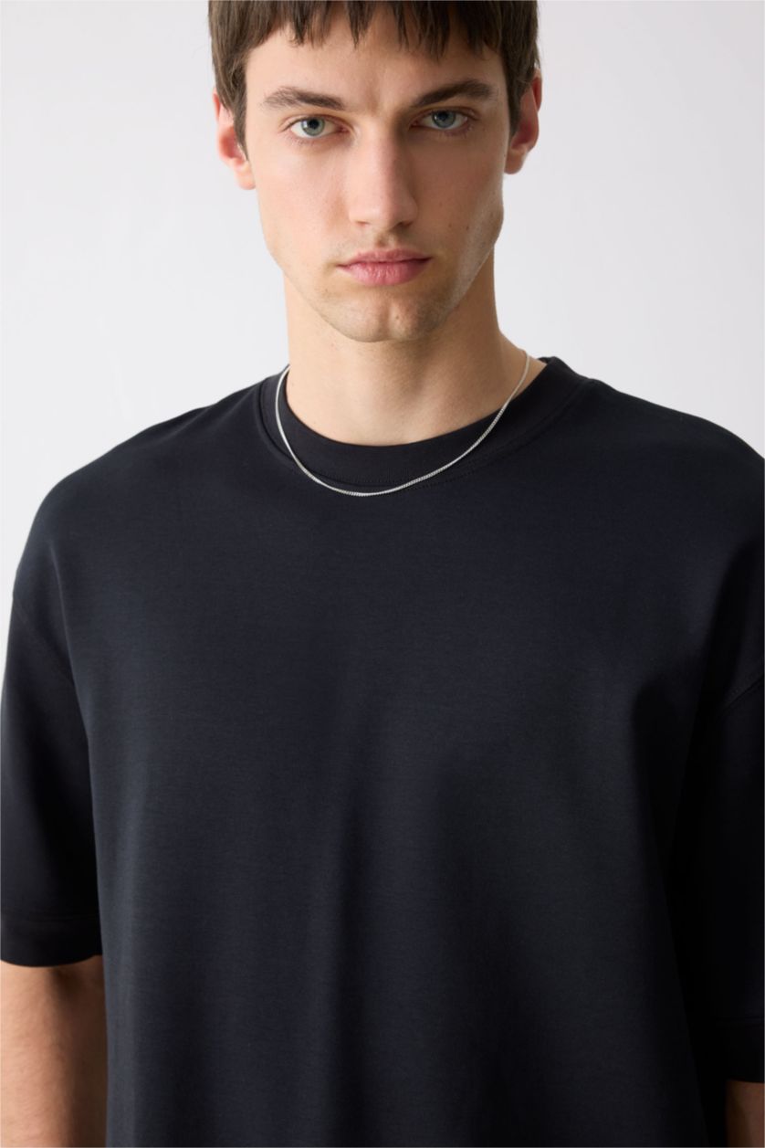 Men Black Loose Fit Short Sleeve T-Shirt
