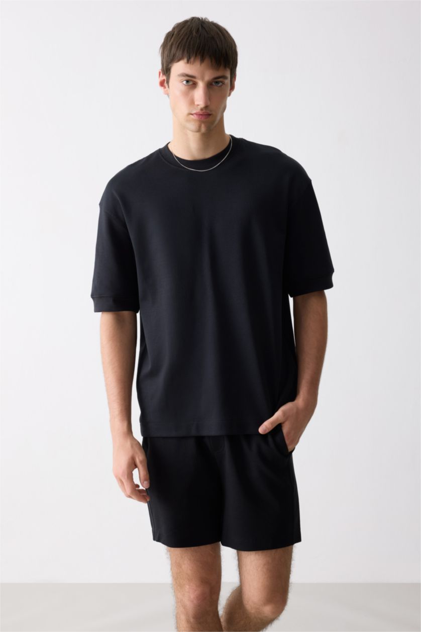 Men Black Loose Fit Short Sleeve T-Shirt