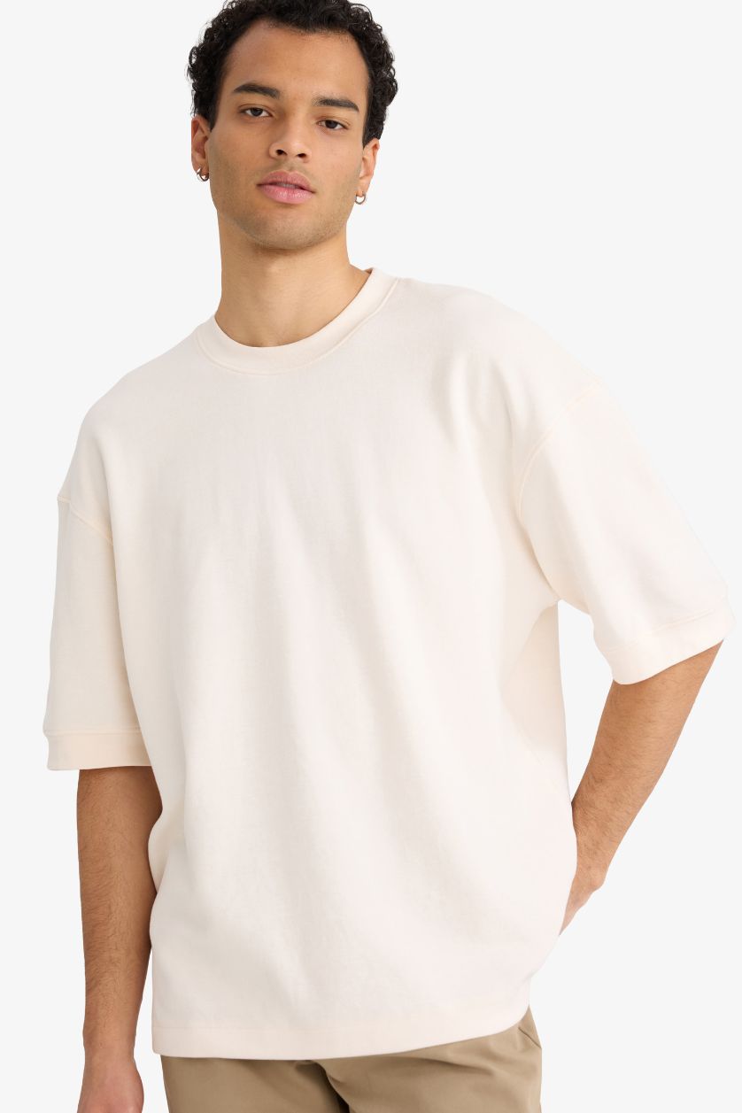 MAN Ecru Loose Fit Crew Neck Short Sleeve T-Shirt