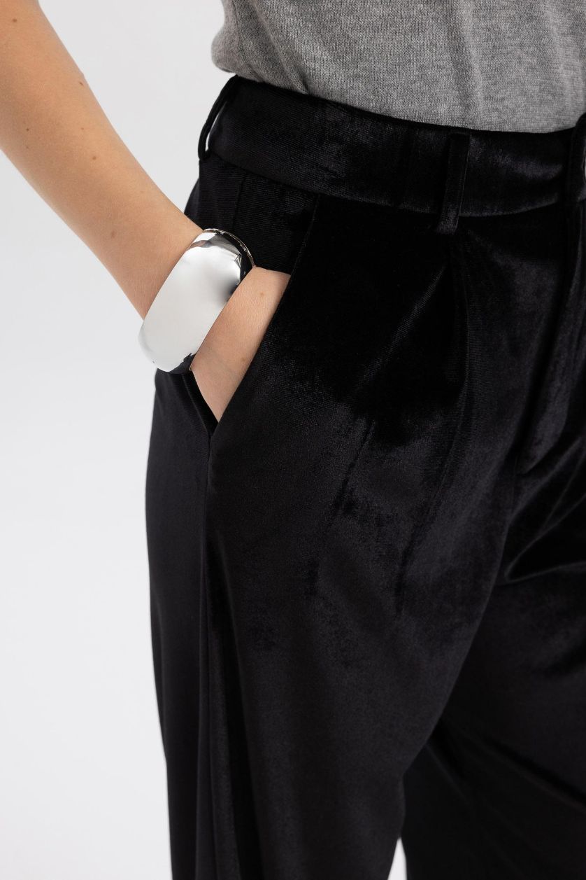 Woman Black Wide Leg High Waist Long Length Velvet Trousers