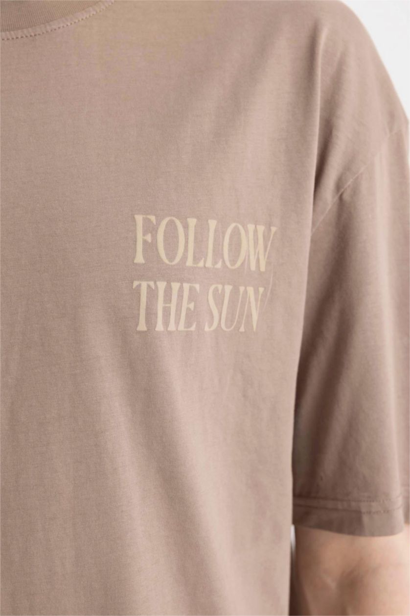 رجال فيزوني تيشيرت نص ردن اوفر سايز بطبعة من الخلف