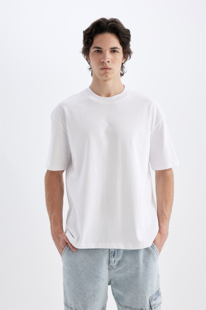 MAN White Oversize Fit Crew Neck Short Sleeve T-shirt