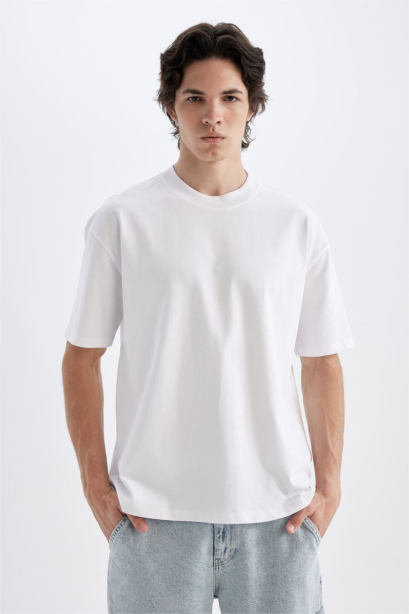 MAN White Oversize Fit Crew Neck Short Sleeve T-shirt