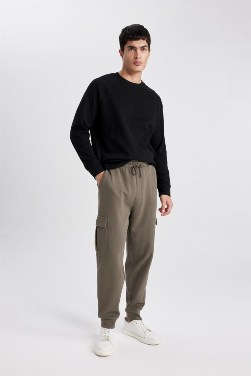 MAN Khaki Oversize Fit Cargo Sweatpants