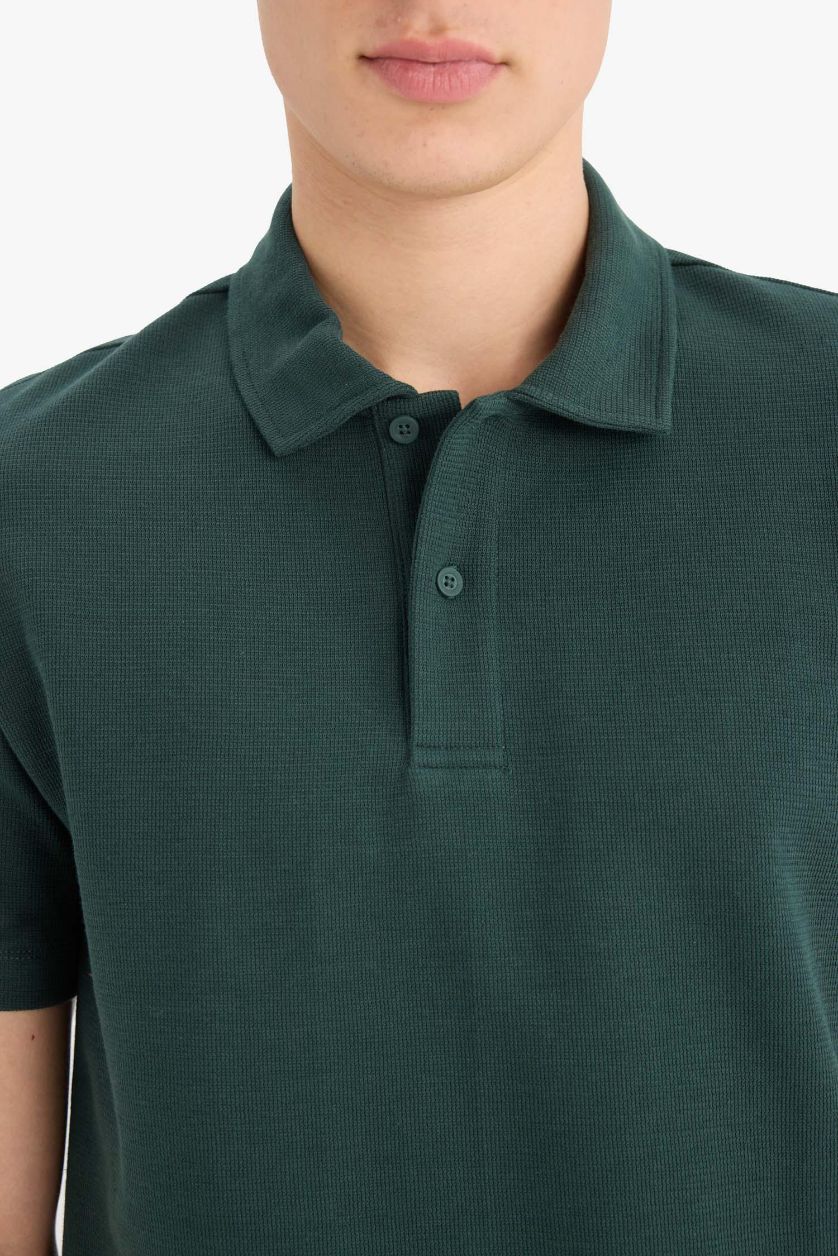 Erkek Koyu Yeşil Regular Fit Polo Yaka Dokulu Basic Düz Kısa Kollu Tişört
