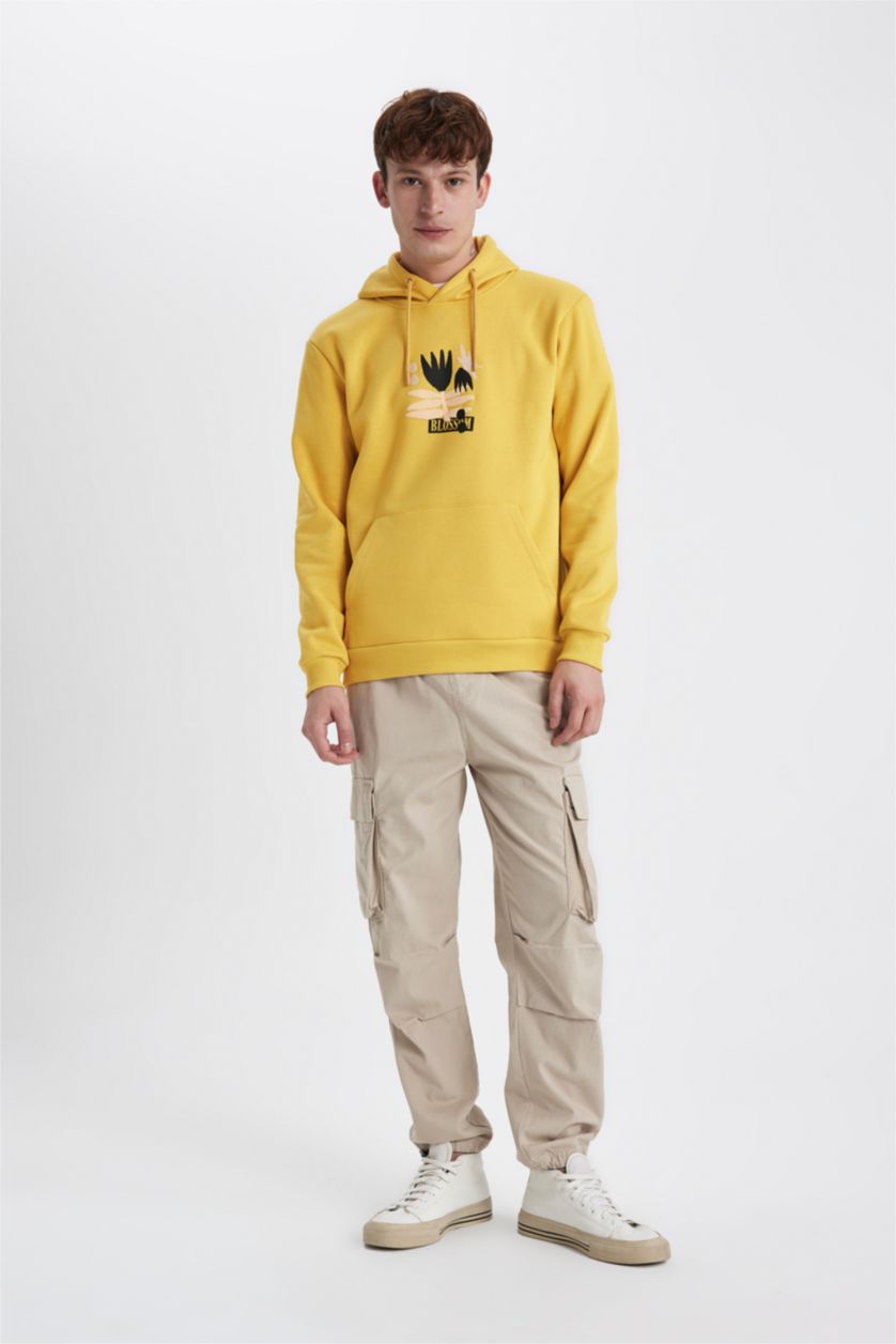 MAN Yellow Regular Fit Hooded Printed Sweatshirt