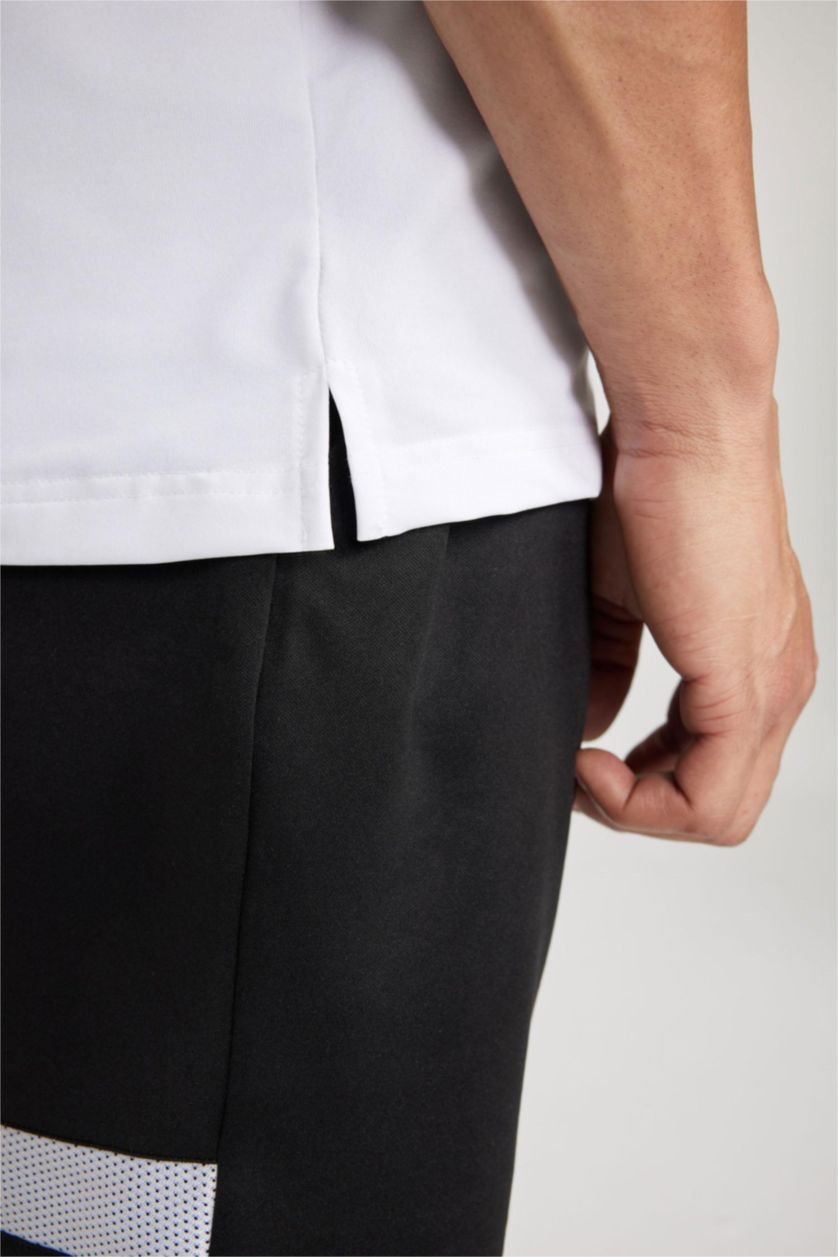 Erkek Beyaz DeFactoFit Standart Fit Baskılı Kısa Kollu Sporcu Polo Tişört