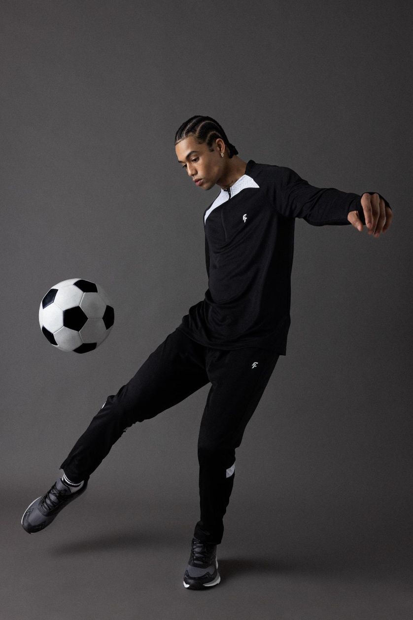 Erkek Siyah Sporcu Jogger Eşofman Altı Slim Fit Dar Kesim Fermuarlı Paça