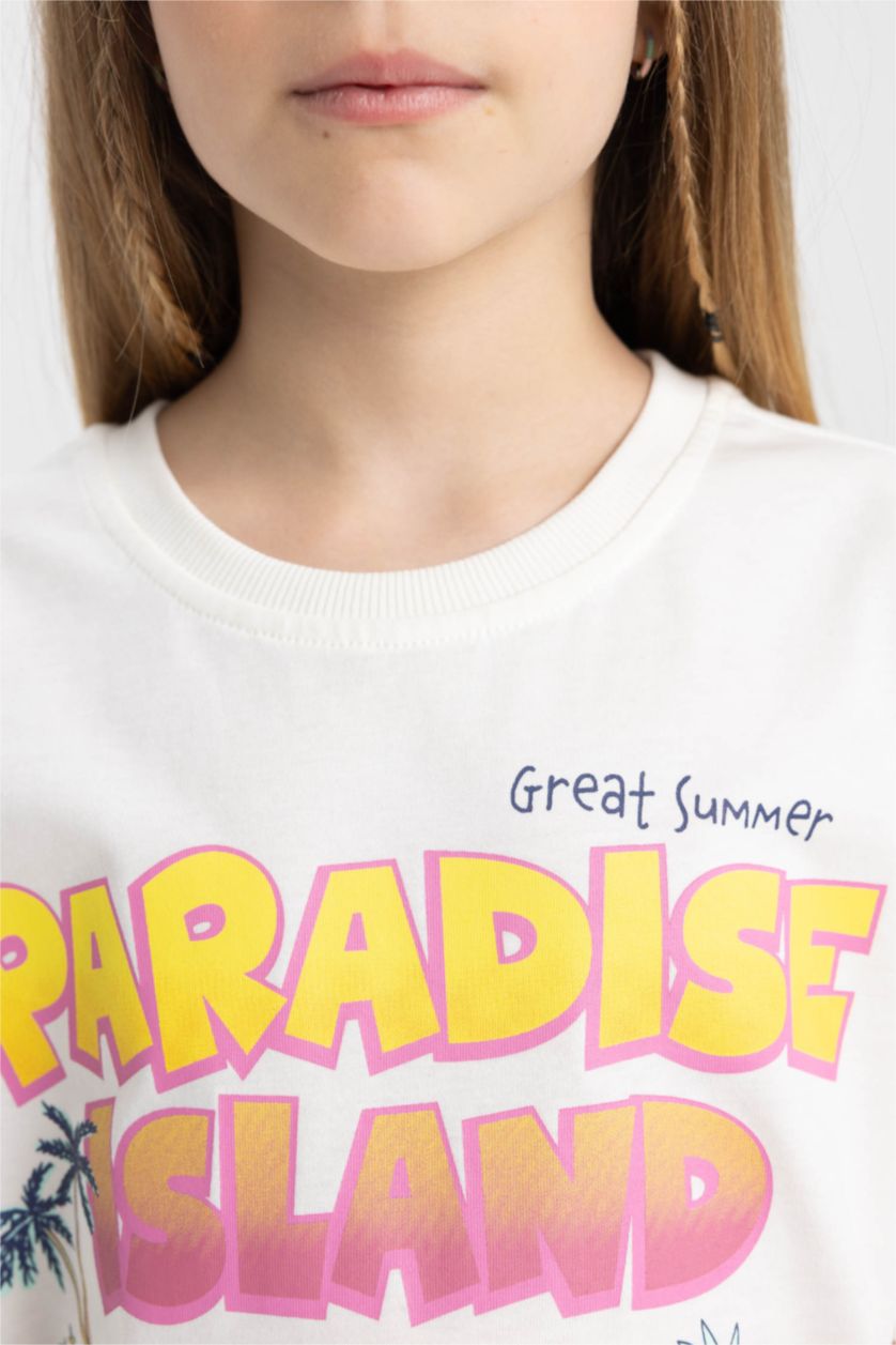 بنات بيج فاتح تيشيرت نص كم قصة مريحة بياقة مستديرة