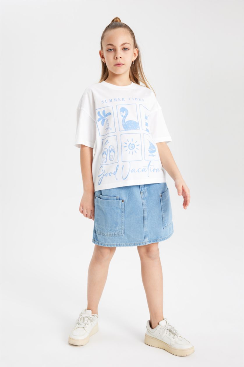 GIRLS & TEENS White Girl Oversize Fit Printed Short Sleeve T-Shirt