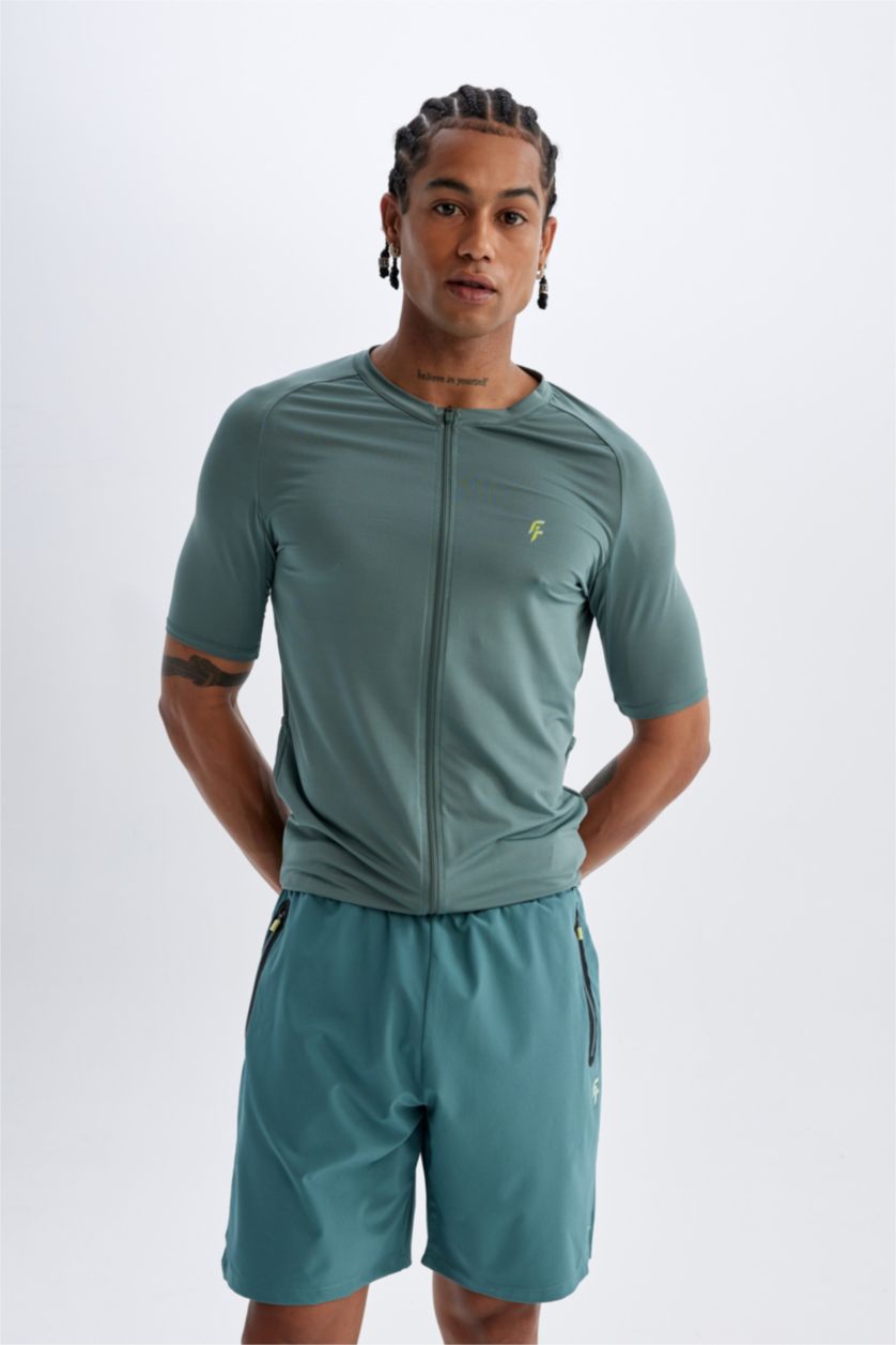 MAN Green DeFactoFit Slim Fit High Collar Heavy Fabric T-Shirt