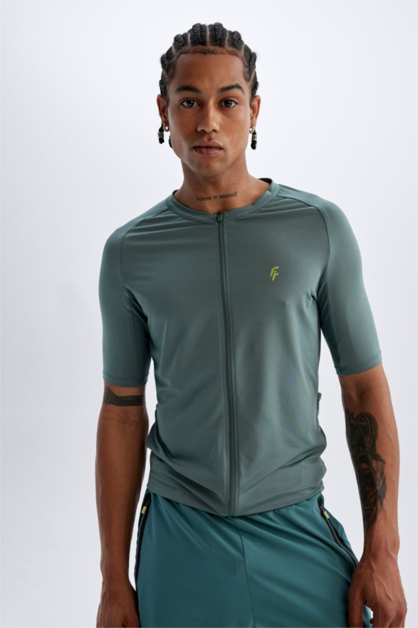 MAN Green DeFactoFit Slim Fit High Collar Heavy Fabric T-Shirt