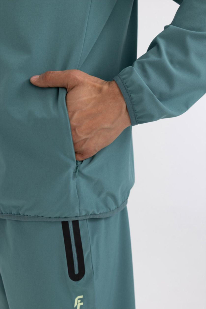 رجال أخضر Standard Fit Woven Cardigan