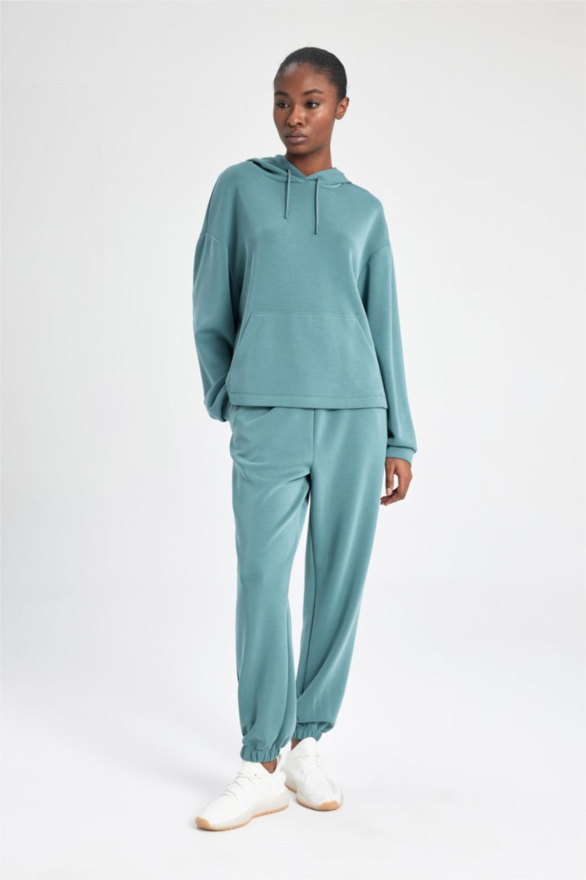 Kadın Yeşil Oversize Geniş Kalıp Modal Kapüşonlu Kanguru Cepli Sporcu Sweatshirt