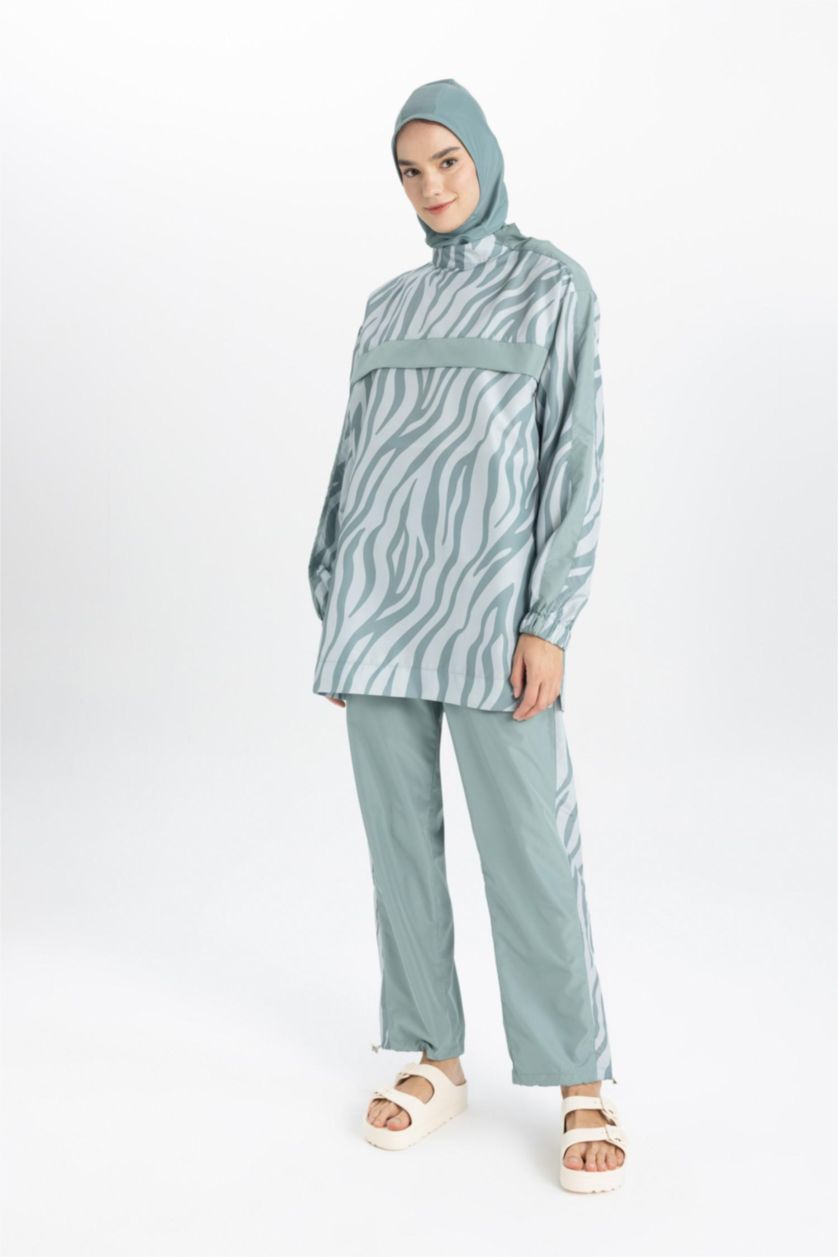 حريمي أخضر فاتح طقم بوركيني محجبات قصة عادية - 3 قطع