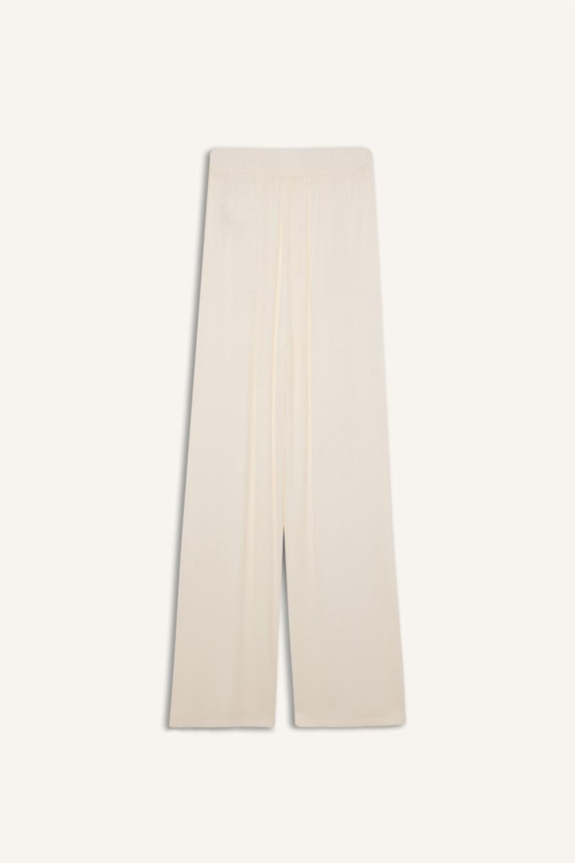 Woman White Wide Leg Double Pocket Crinkle Viscose Trousers