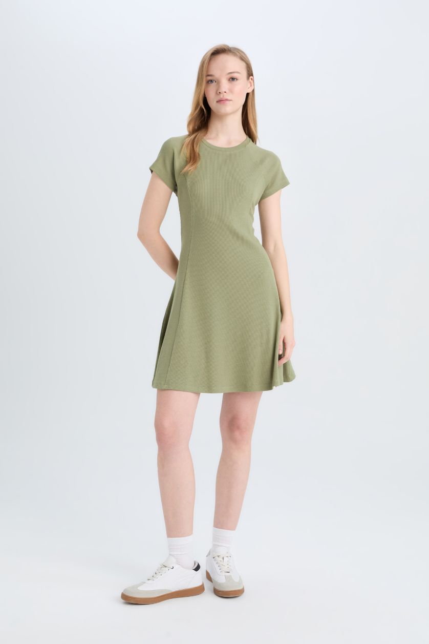 Женщины Хаки Мини-платье с коротким рукавом, с круглым вырезом и ребристой тканью