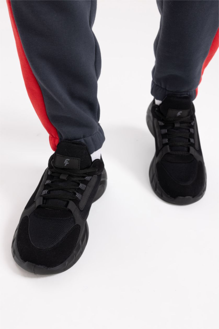 رجالي أسود حذاء رياضي رجالي برباط بكعب سميك