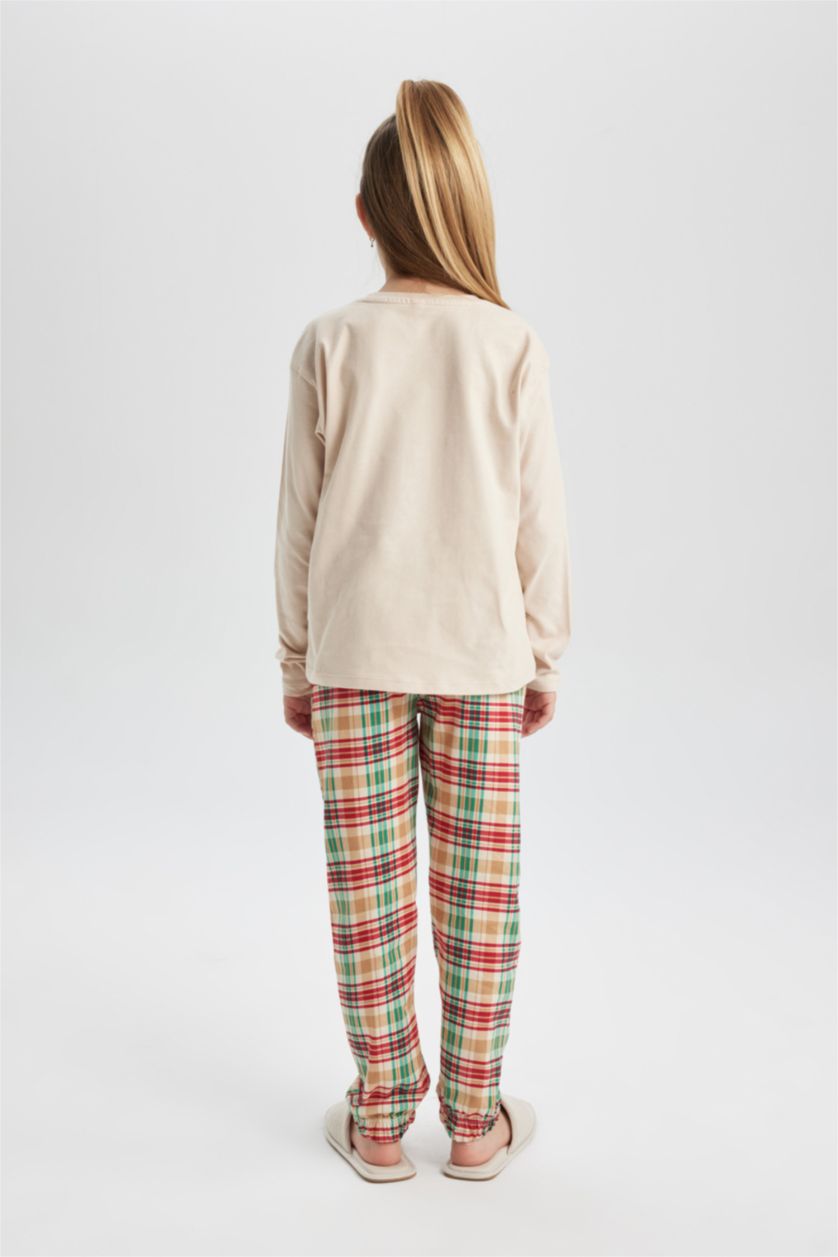 GIRLS & TEENS Beige Girl Christmas Themed 2 Piece Pajama Set