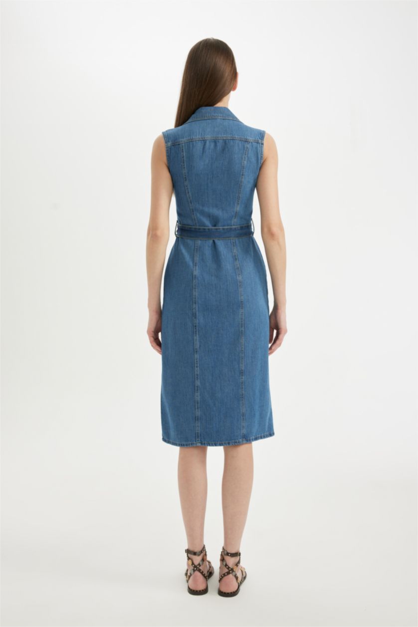 نساء أزرق فستان جينز طويل بدون ردن بحزام