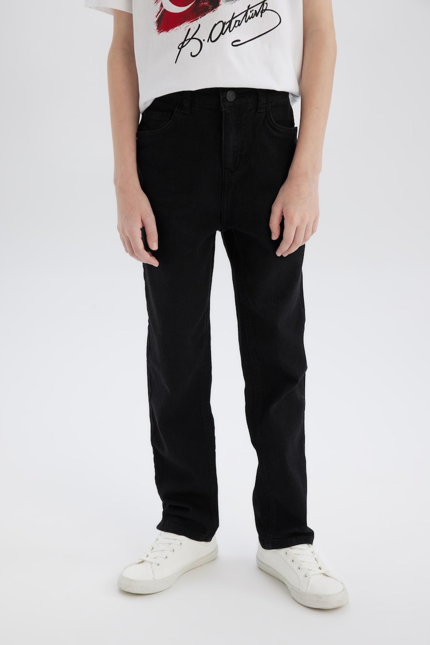 Erkek Çocuk - Genç Erkek Siyah Straight Fit Jean Erkek Çocuk