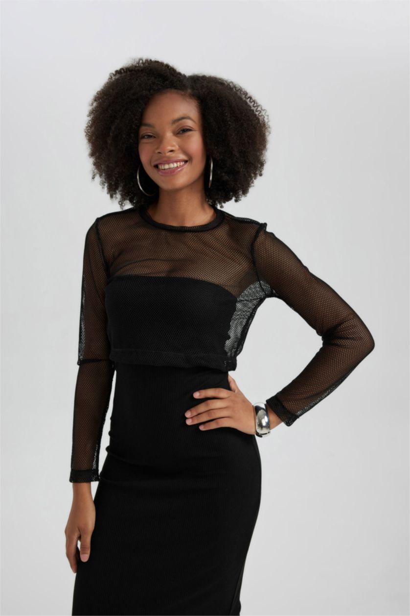 Kadın Siyah Fitted Crop Uzun Kollu File Tişört