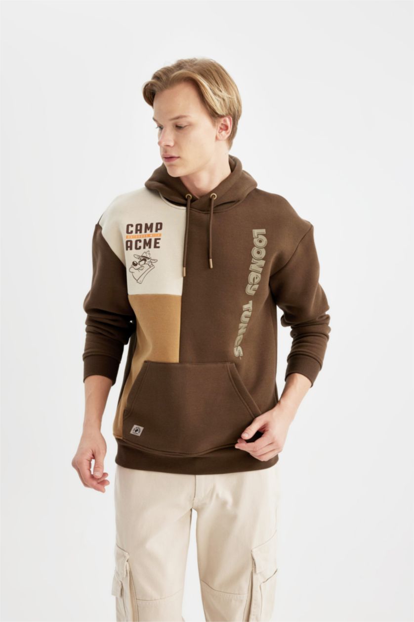 Man Brown Looney Tunes Boxy Fit Hooded Back Printed Sweatshirt