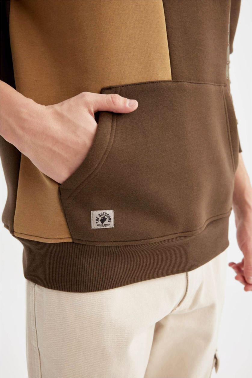 Man Brown Looney Tunes Boxy Fit Hooded Back Printed Sweatshirt